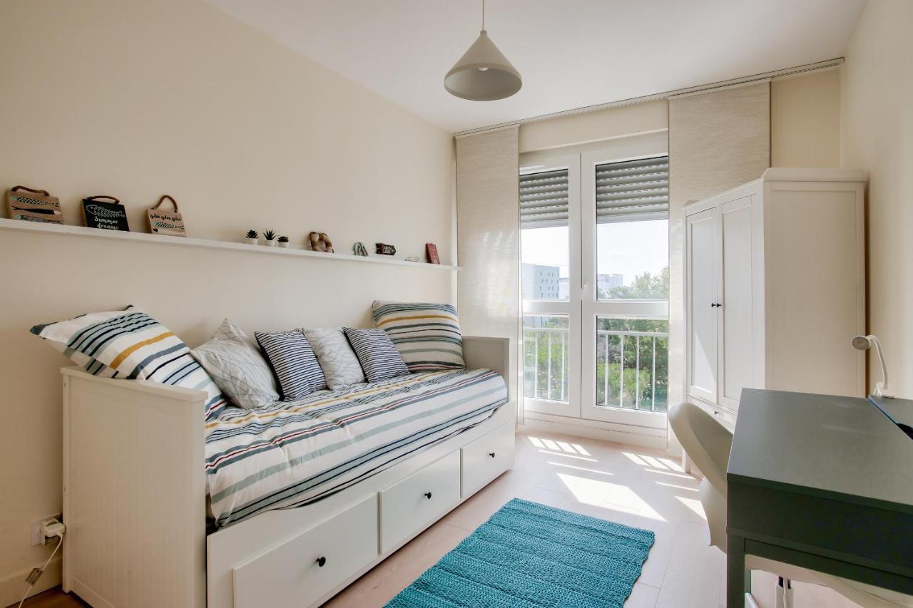 Appartement Escapade Sur L'Ile De Nantes Avec Vue Sur La Loire Extérieur photo