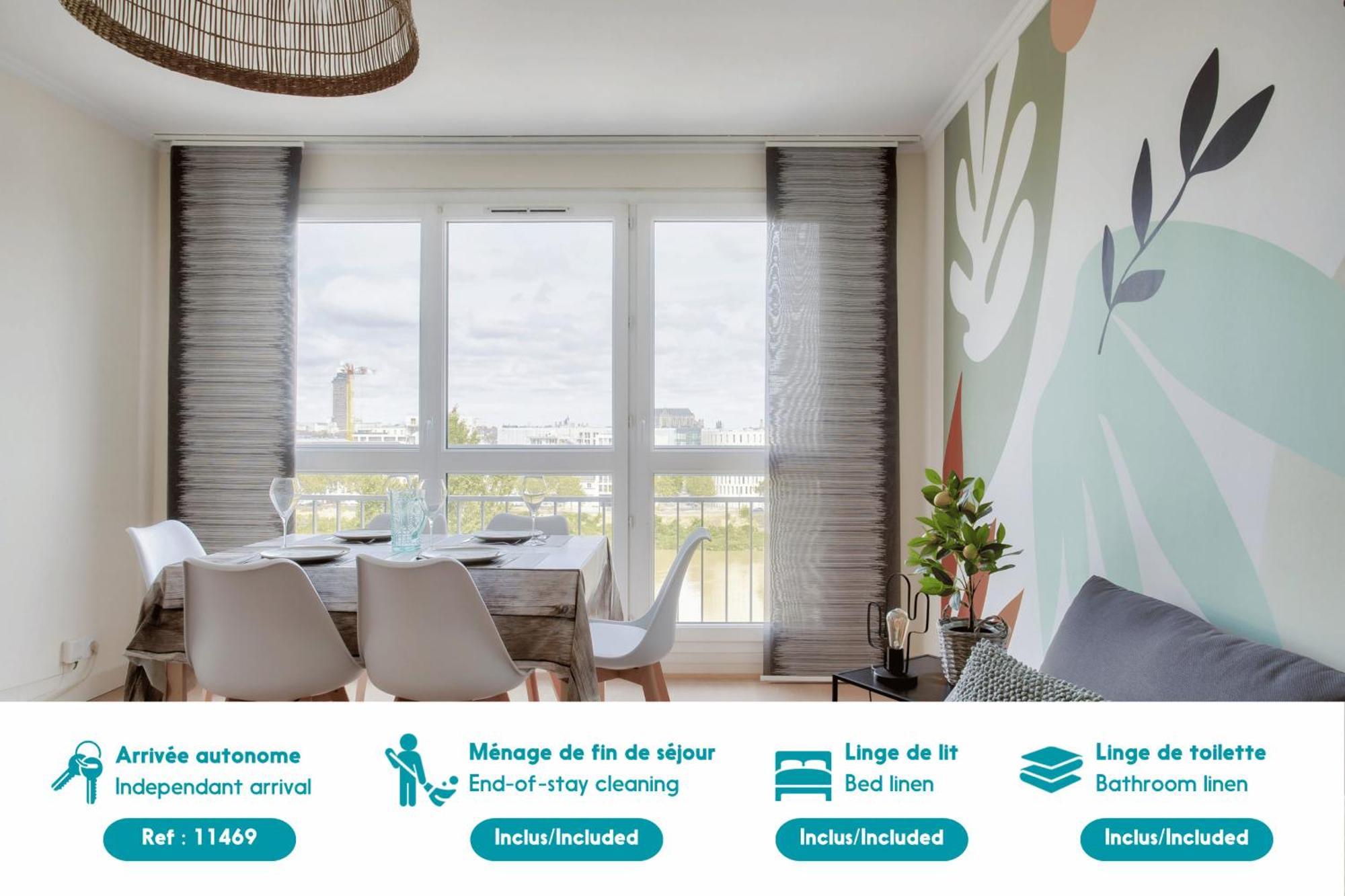Appartement Escapade Sur L'Ile De Nantes Avec Vue Sur La Loire Extérieur photo